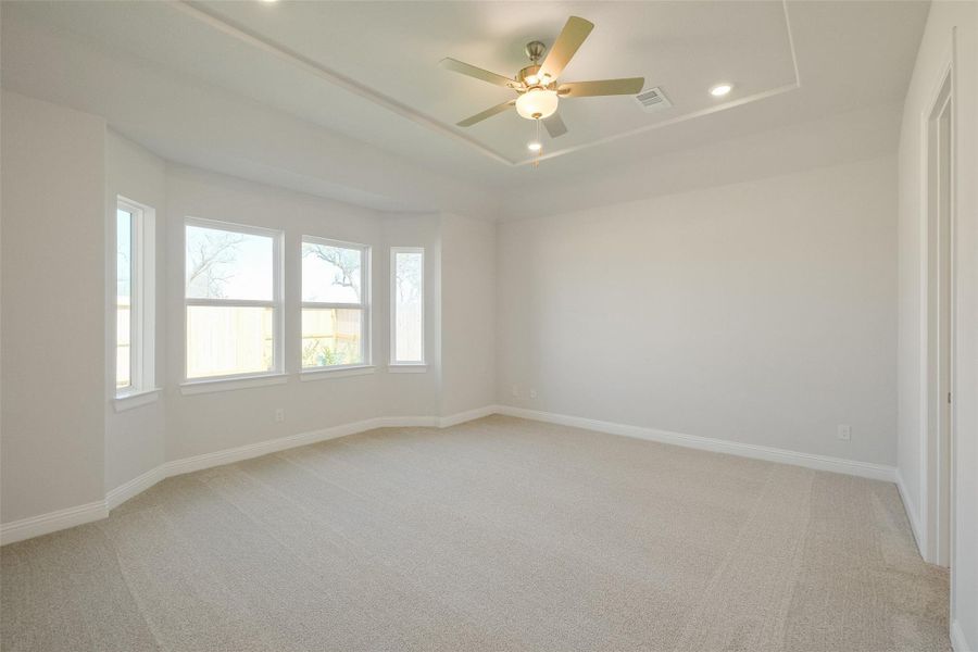 Spacious, unfurnished interior of a new home in Sienna 65', Missouri City (Image 21). Spacious, unfurnished interior of a new home in Sienna 65', Missouri City (Image 21).