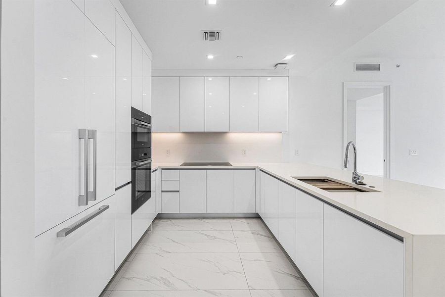 005-220LakeShoreDrive-1613-LakePark-FL-3 005-220LakeShoreDrive-1613-LakePark-FL-3
