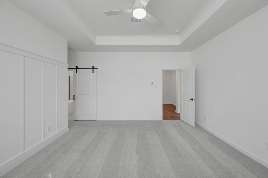Private primary suite Private primary suite