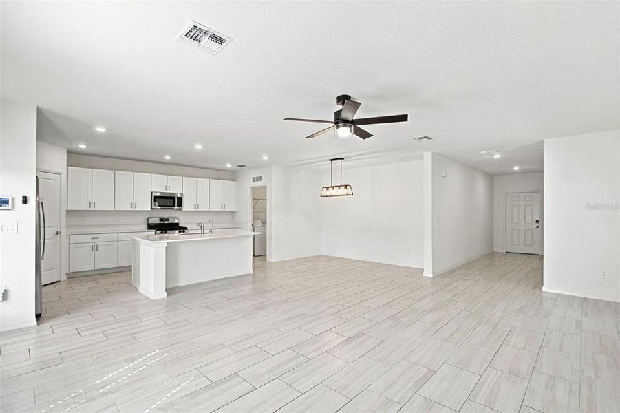 Spacious, unfurnished interior of a new home in Two Rivers, Zephyrhills (Image 37). Spacious, unfurnished interior of a new home in Two Rivers, Zephyrhills (Image 37).
