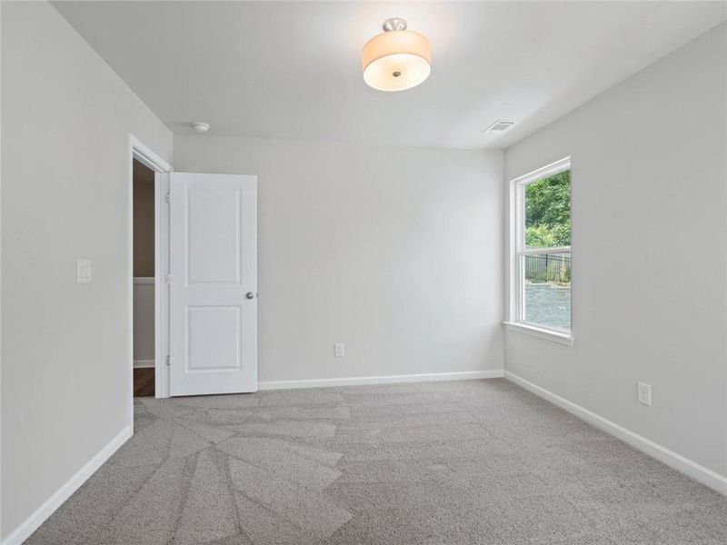 Spacious, unfurnished interior of a new home in Lake Shore, Winder (Image 27). Spacious, unfurnished interior of a new home in Lake Shore, Winder (Image 27).