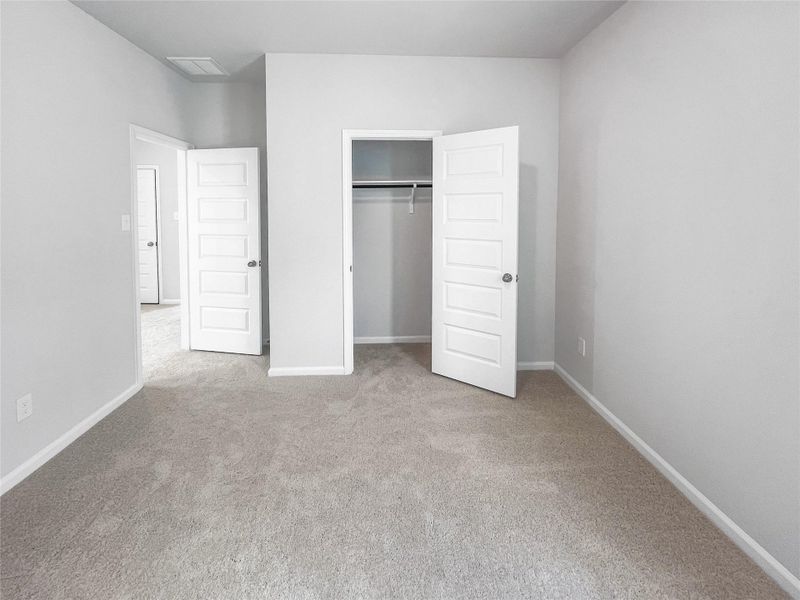 The Waring III- Bedroom 2