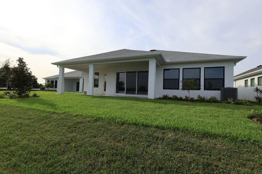 Exterior details and patio area of a home in Lakeview Crossing – Classic Series, Sarasota (Image 18). Exterior details and patio area of a home in Lakeview Crossing – Classic Series, Sarasota (Image 18).