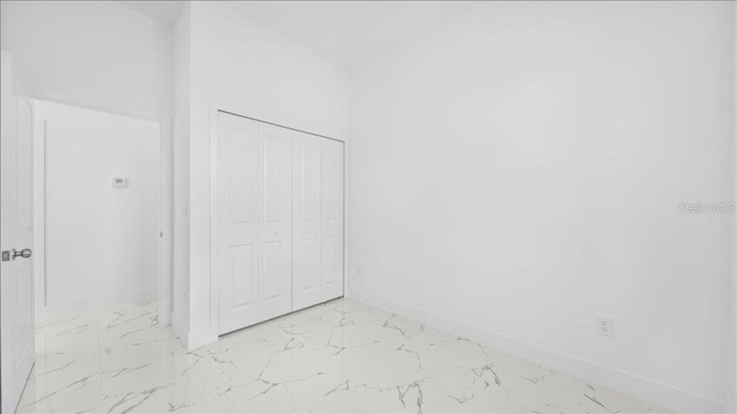 Spacious, unfurnished interior of a new home in , Lehigh Acres (Image 15).
