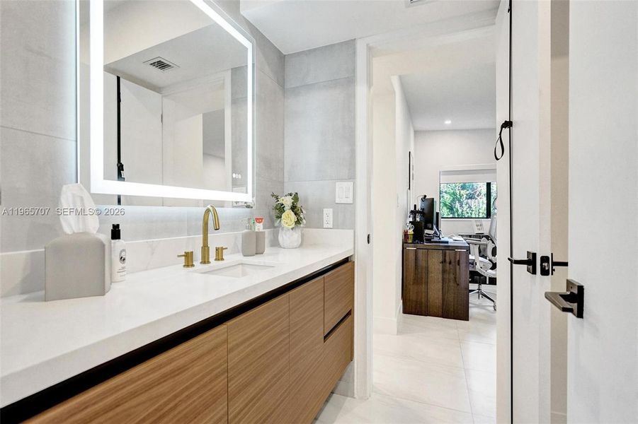 Furnished interior view inside a new home in , North Miami Beach (Image 6).