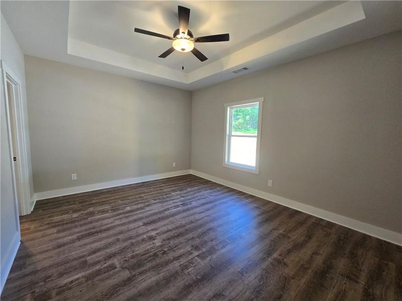 Spacious, unfurnished interior of a new home in , Lavonia (Image 9).