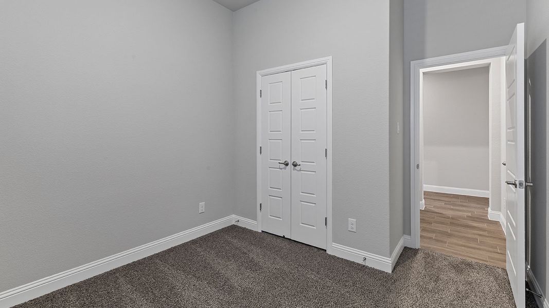 Spacious, unfurnished interior of a new home in Treeline, Justin (Image 26).