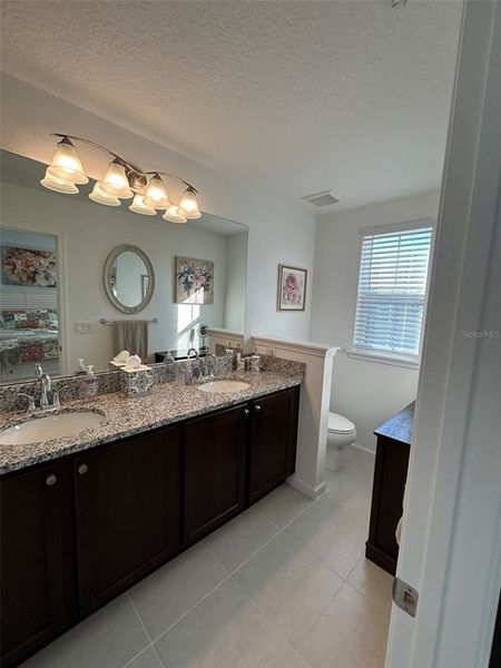 Furnished interior view inside a new home in , Winter Garden (Image 50).