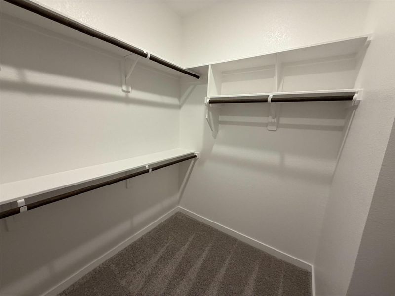 Spacious, unfurnished interior of a new home in Spring Lake, Huntsville (Image 25).