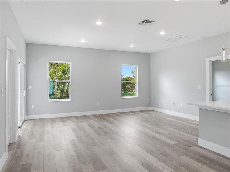 Spacious, unfurnished interior of a new home in , Punta Gorda (Image 16). Spacious, unfurnished interior of a new home in , Punta Gorda (Image 16).