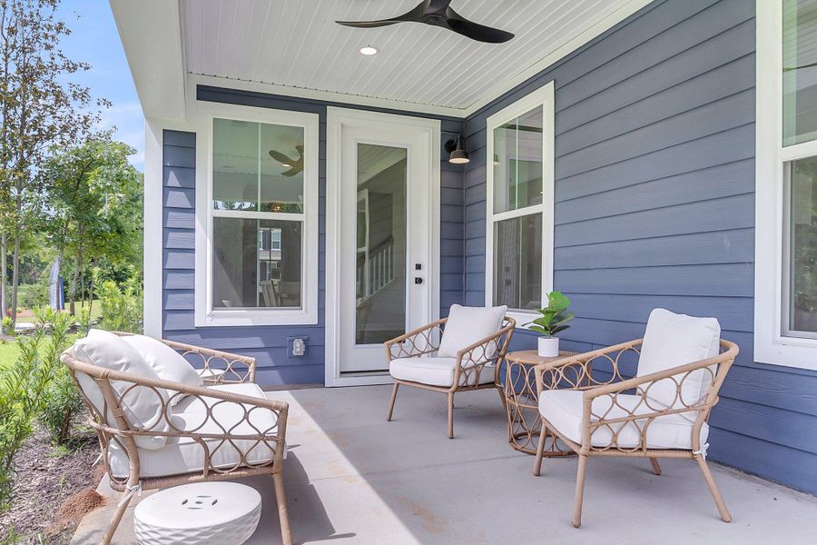 Exterior details and patio area of a home in Phillips Crossing, Ridgeville (Image 27).