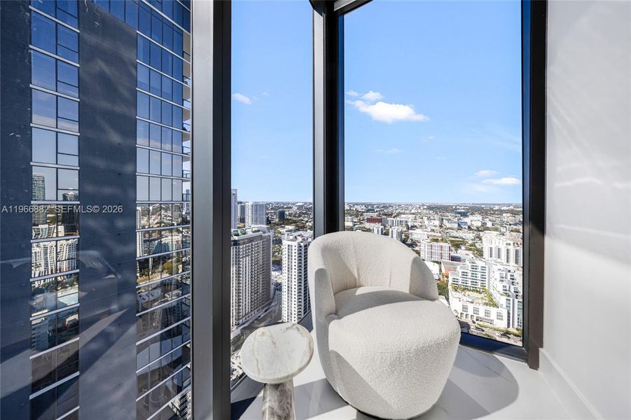 Condo located in Miami, FL showcasing its design and architecture (Image 29). Condo located in Miami, FL showcasing its design and architecture (Image 29).