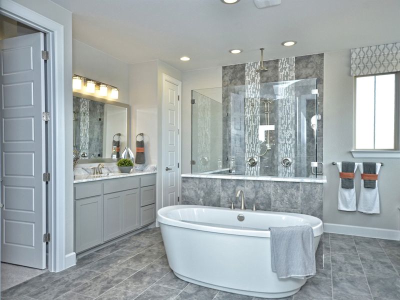 Representative furnished interior of a home built from the San Simeon I by Giddens Homes in Clearwater Ranch, Liberty Hill (Image 209).