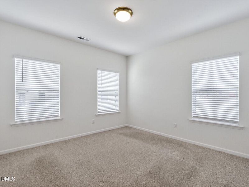 019-1280x960-primary-bedroom