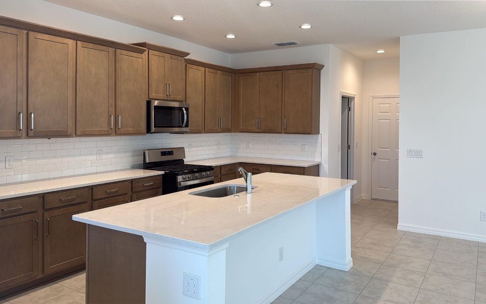 Modern Open-Concept Kitchen in Central Florida Home
