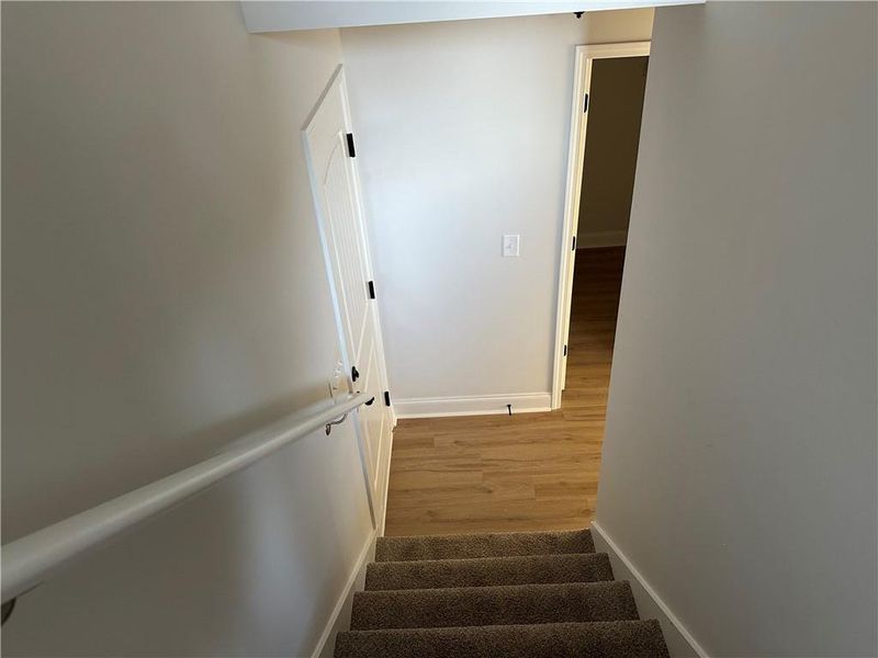 Spacious, unfurnished interior of a new home in , Alto (Image 13).