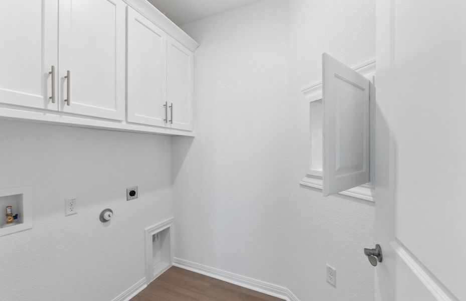 Spacious, unfurnished interior of a new home in Sun City Texas, Georgetown (Image 16). Spacious, unfurnished interior of a new home in Sun City Texas, Georgetown (Image 16).