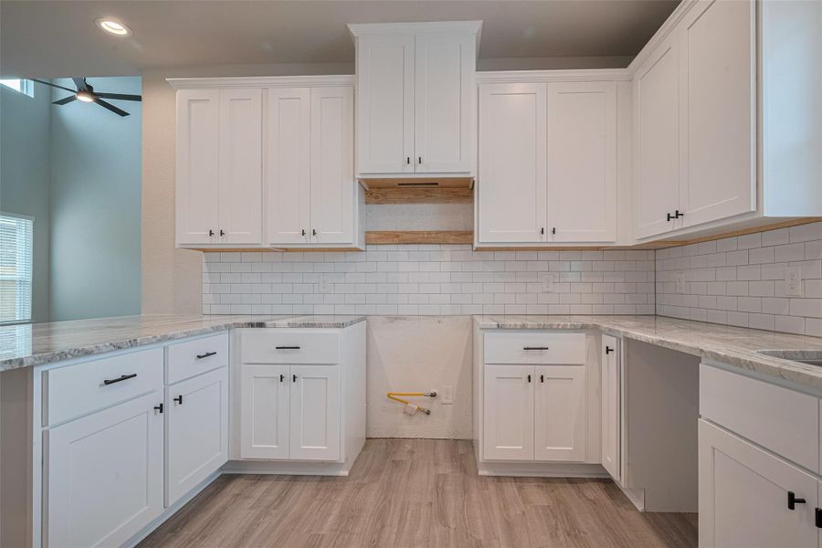Furnished interior view inside a new home in La Segarra, Brookshire (Image 10).