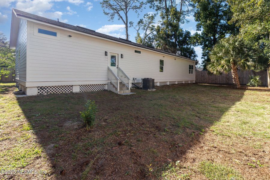Exterior details and patio area of a home in , Jacksonville (Image 1). Exterior details and patio area of a home in , Jacksonville (Image 1).