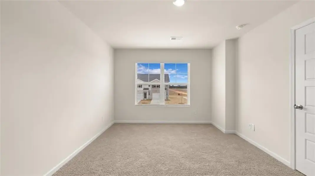 Spacious, unfurnished interior of a new home in The Gables at Agricultural Village, Perry (Image 16).