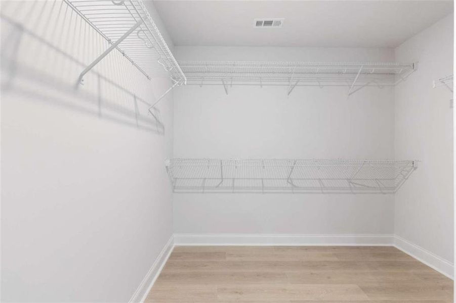Spacious, unfurnished interior of a new home in , Athens (Image 16). Spacious, unfurnished interior of a new home in , Athens (Image 16).