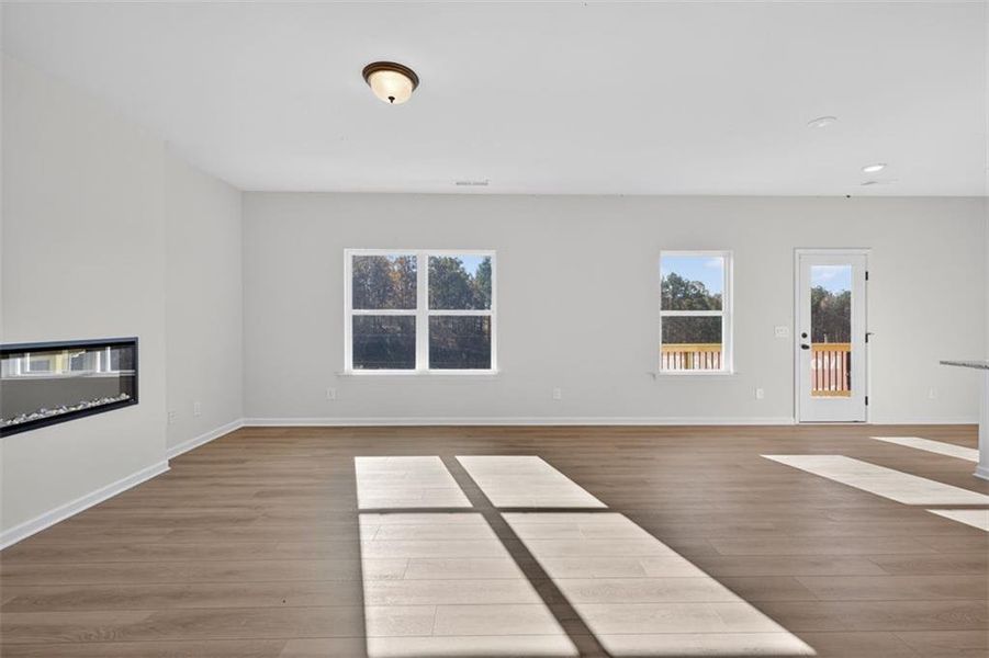 Spacious, unfurnished interior of a new home in Kingston Park, Kingston (Image 33).