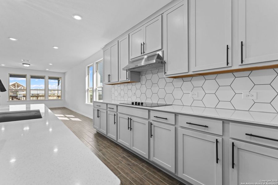 Furnished interior view inside a new home in Lily Springs, Seguin (Image 10).