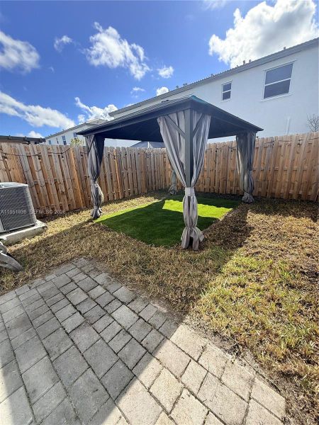 Exterior details and patio area of a home in , Homestead (Image 4).