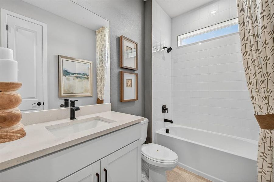 Furnished interior view inside a new home in Pasadena Ridge Master, Dade City (Image 22).