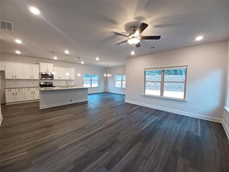 Spacious, unfurnished interior of a new home in Magnolia Villas, Cornelia (Image 7).