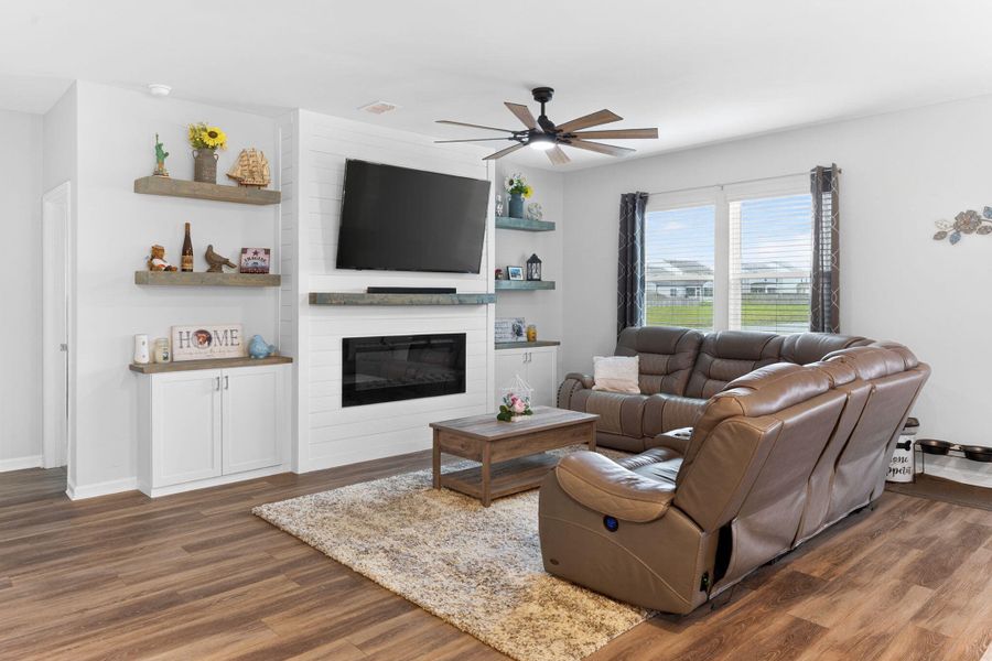 Furnished interior view inside a new home in Bradford Pointe, Summerville (Image 44).
