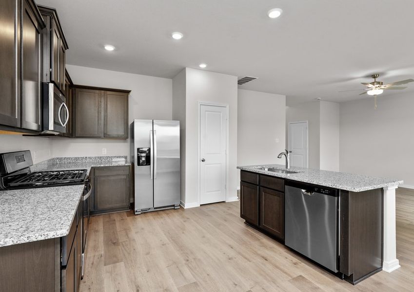 The kitchen has a pantry that is the perfect place to store food and other kitchen essentials. The kitchen has a pantry that is the perfect place to store food and other kitchen essentials.