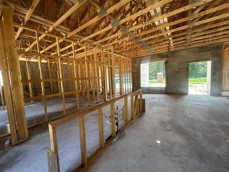 Spacious, unfurnished interior of a new home in , Dunnellon (Image 11).