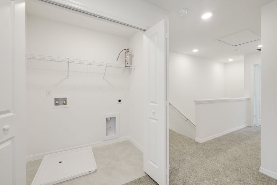 Spacious, unfurnished interior of a new home in Towns at Riverwalk, Sanford (Image 30).
