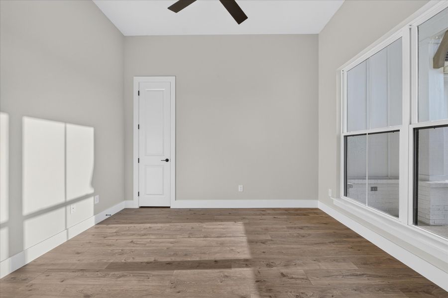Spacious, unfurnished interior of a new home in Paloma Ranches, Justin (Image 37).