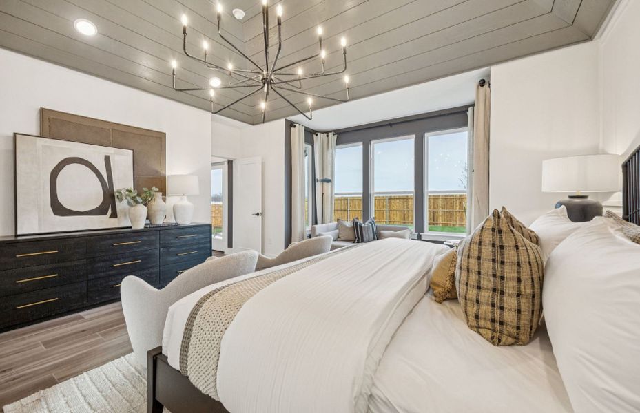 Representative furnished interior of a home built from the Rainier by Pulte Homes in Ribbonwood, Aubrey (Image 31).