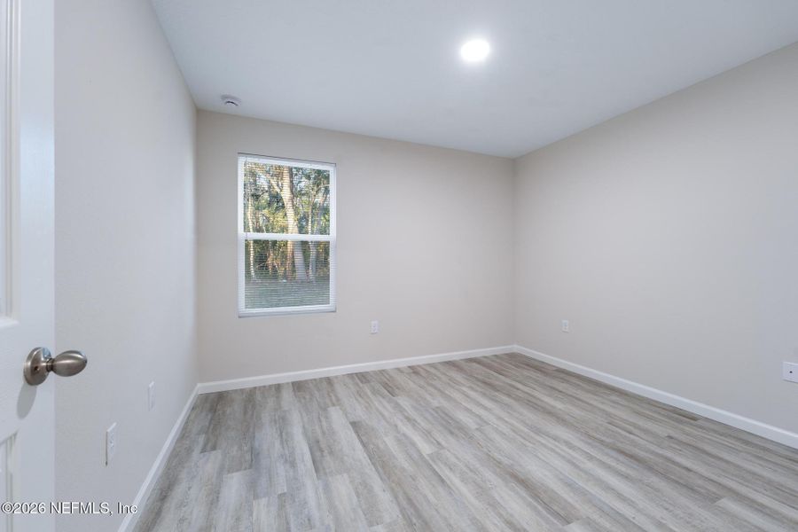Spacious, unfurnished interior of a new home in , Jacksonville (Image 25).