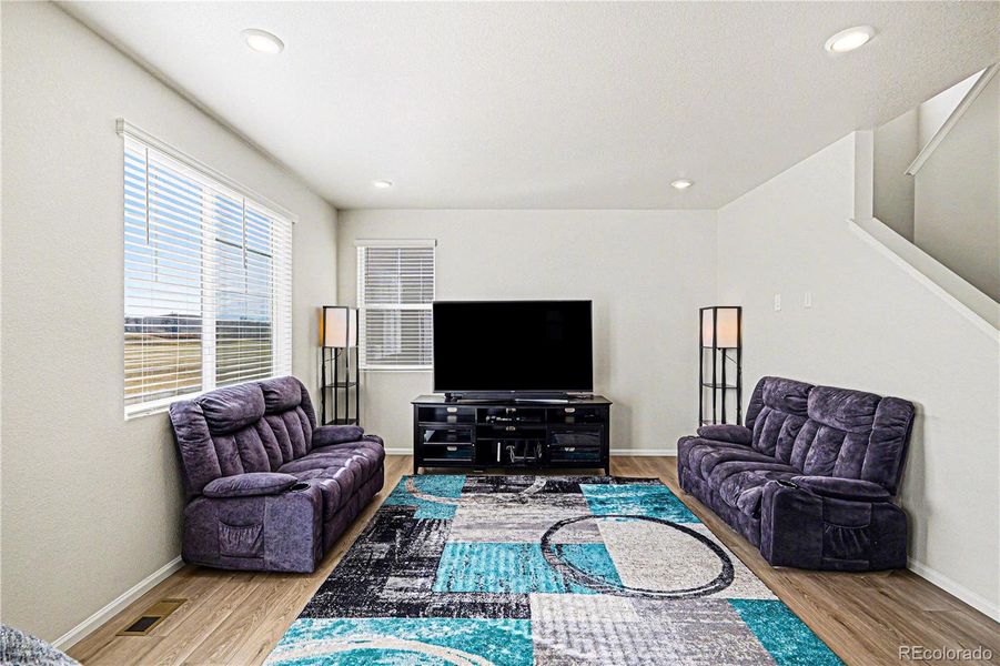 Furnished interior view inside a new home in Murphy Creek, Aurora (Image 9).