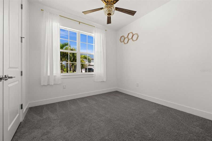 Spacious, unfurnished interior of a new home in , Punta Gorda (Image 24).