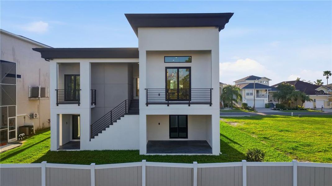Exterior details and patio area of a home in , New Port Richey (Image 29).