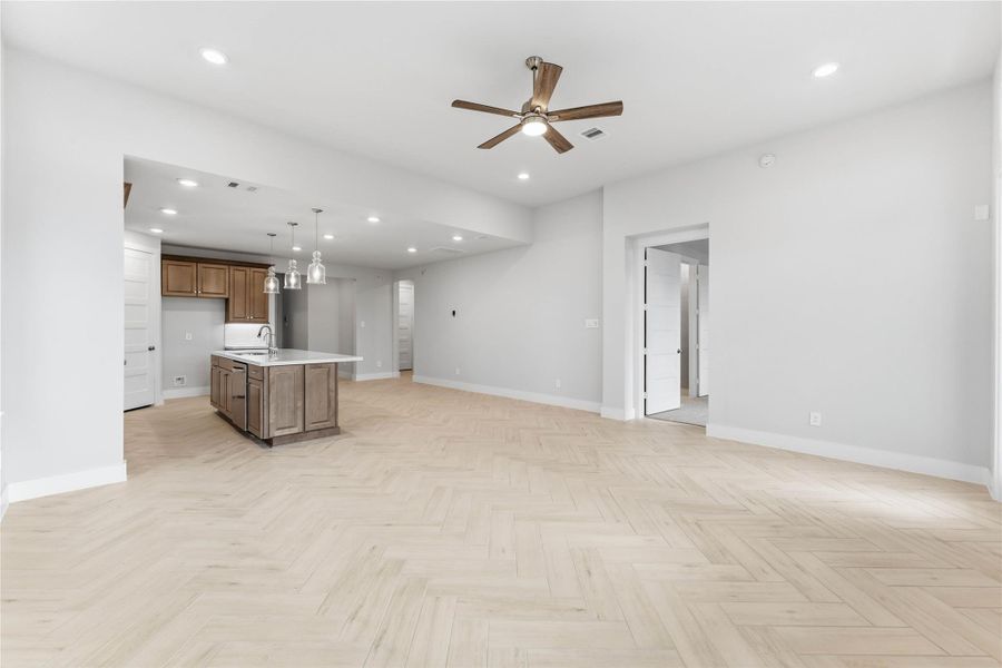 Spacious, unfurnished interior of a new home in Elyson, Katy (Image 23).