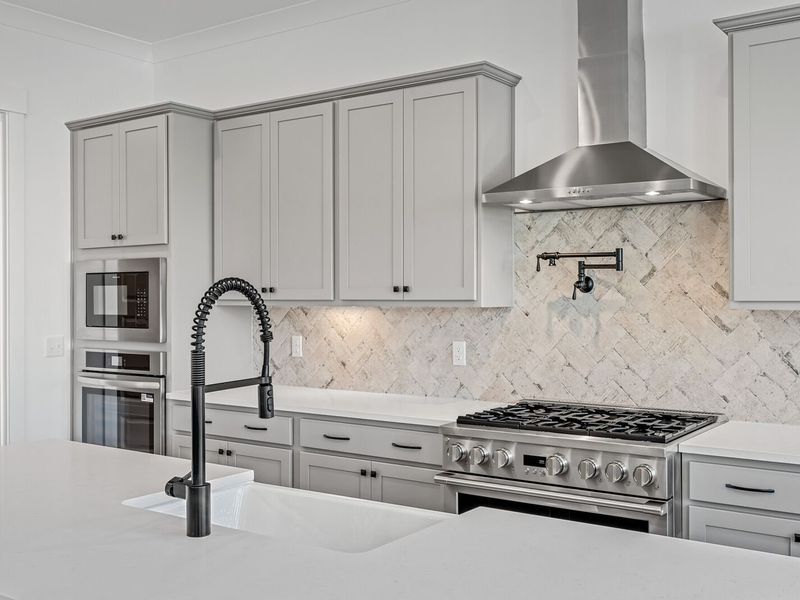 Close-up of interior finishes inside a home in Shelton Square, Murfreesboro (Image 19).