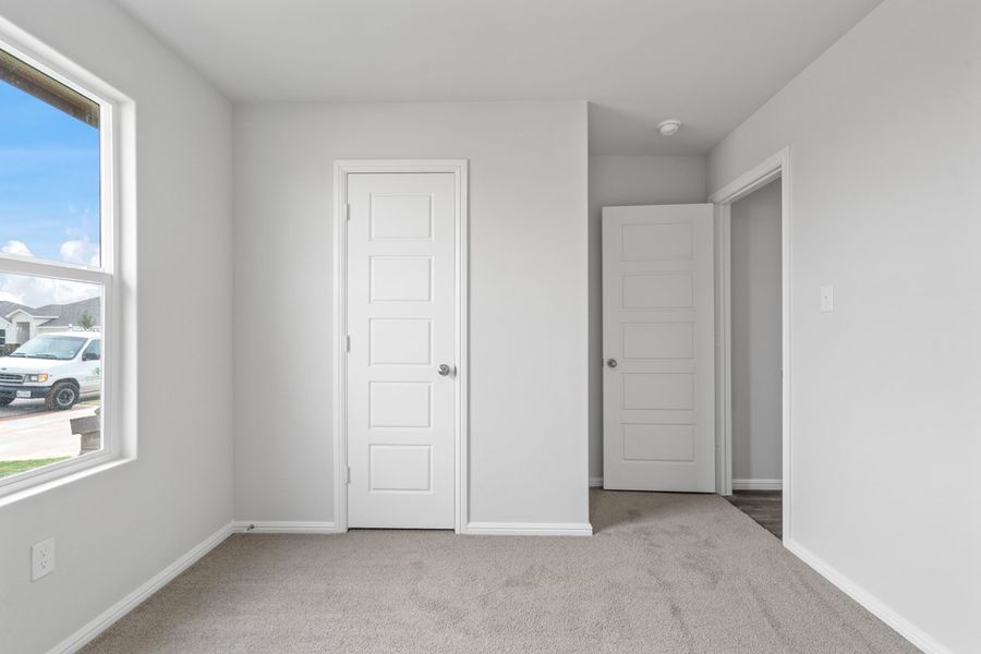 Representative unfurnished interior of a home built from the TAYLOR by D.R. Horton in Faculty Row, Abilene (Image 58).
