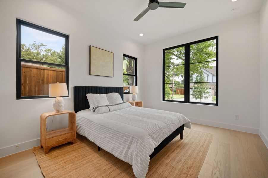 Furnished interior view inside a new home in , Dallas (Image 12).