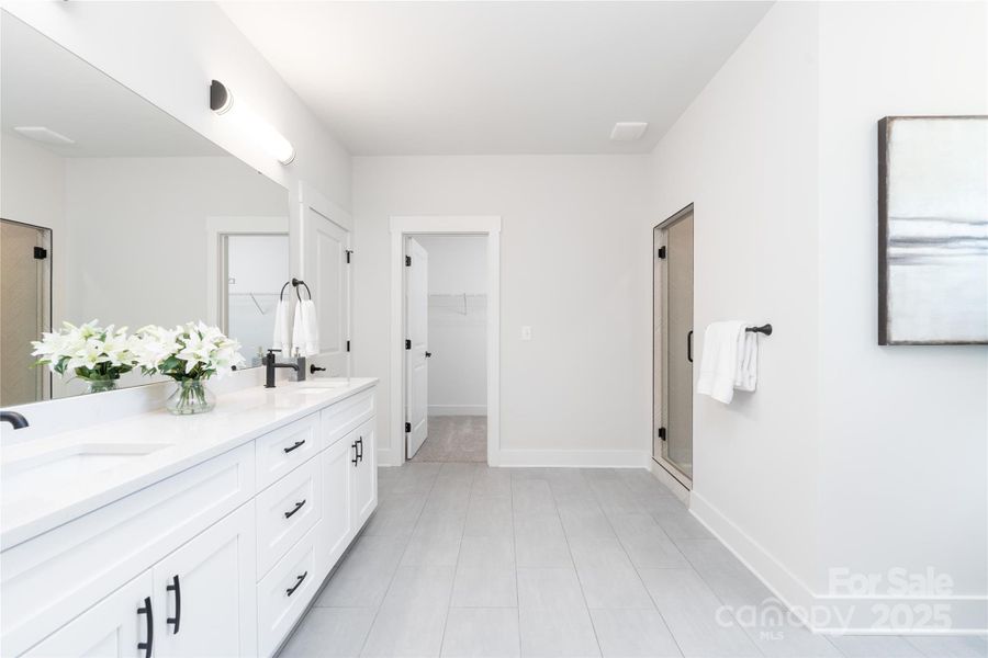 Furnished interior view inside a new home in , Hickory (Image 10).