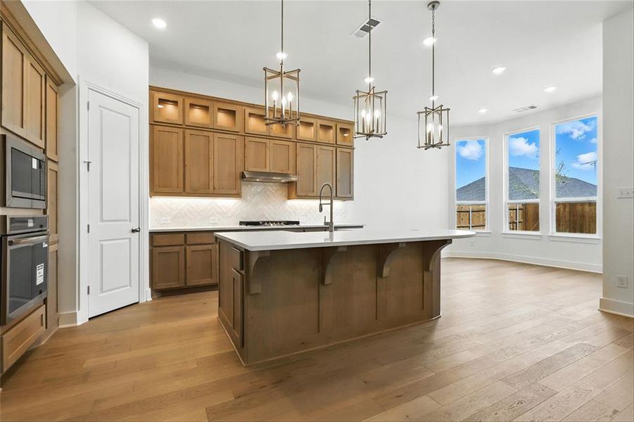 541LockhartStAMBRC002 541LockhartStAMBRC002