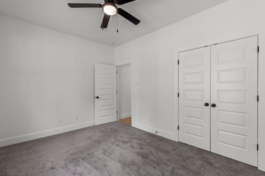 Image 32 of a home in . Image 32 of a home in .