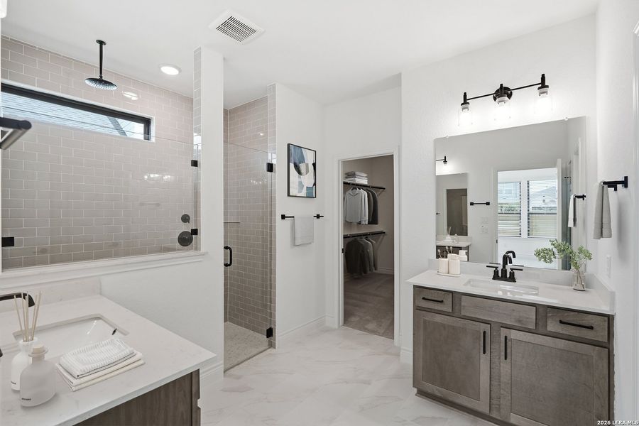 Furnished interior view inside a new home in Bison Ridge, San Antonio (Image 4). Furnished interior view inside a new home in Bison Ridge, San Antonio (Image 4).