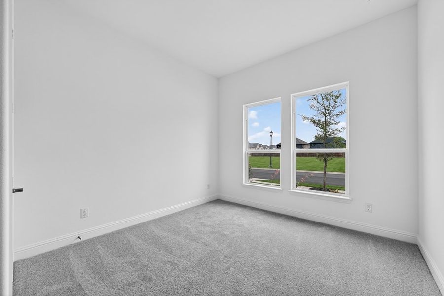 Spacious, unfurnished interior of a new home in The Ridge at Northlake, Northlake (Image 19).