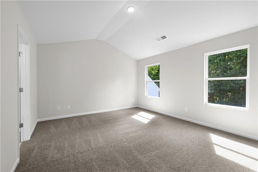 Spacious, unfurnished interior of a new home in , Villa Rica (Image 19).